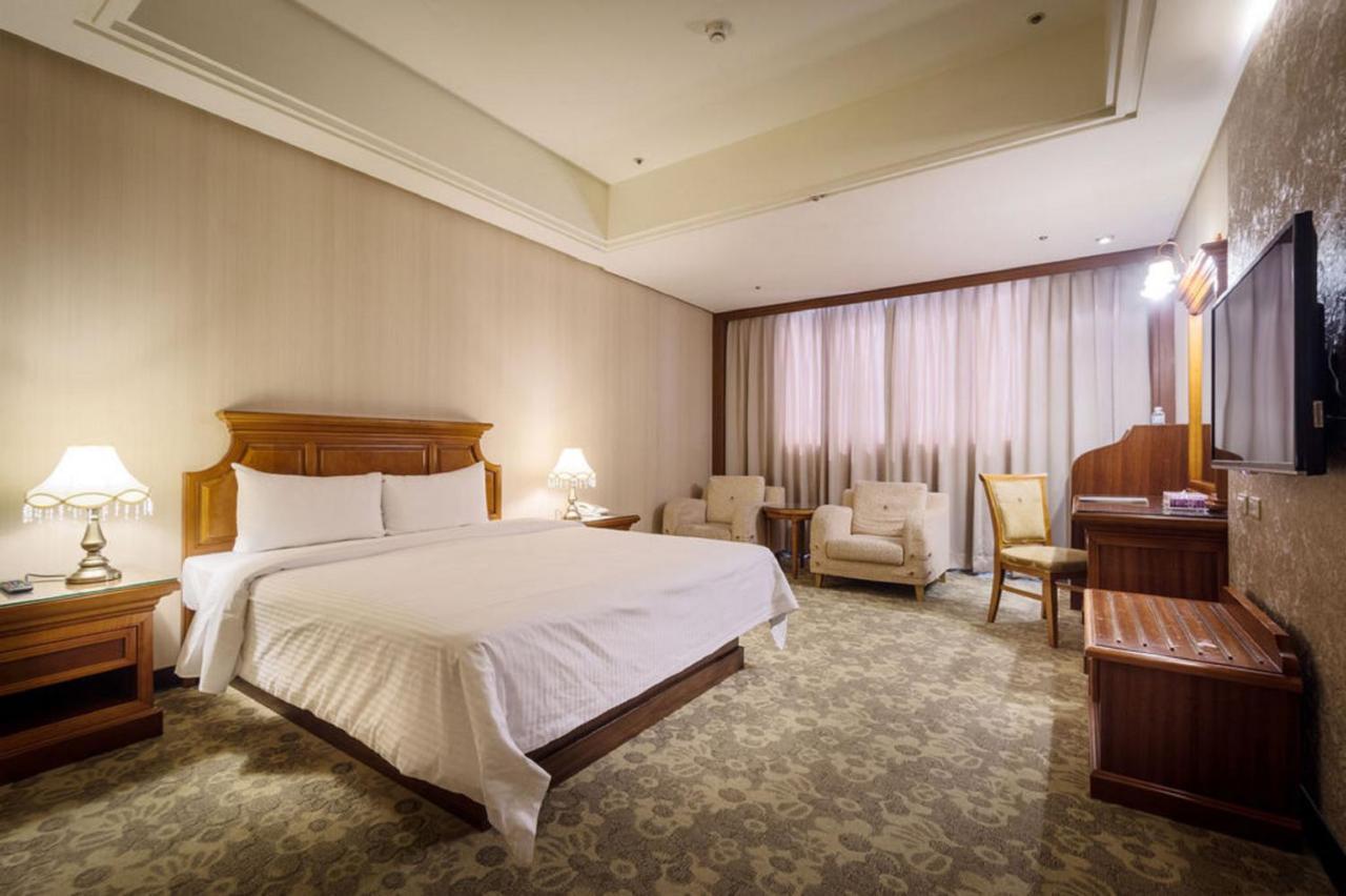 Guide Hotel Zhongli Zhongzheng Таоуан Екстериор снимка