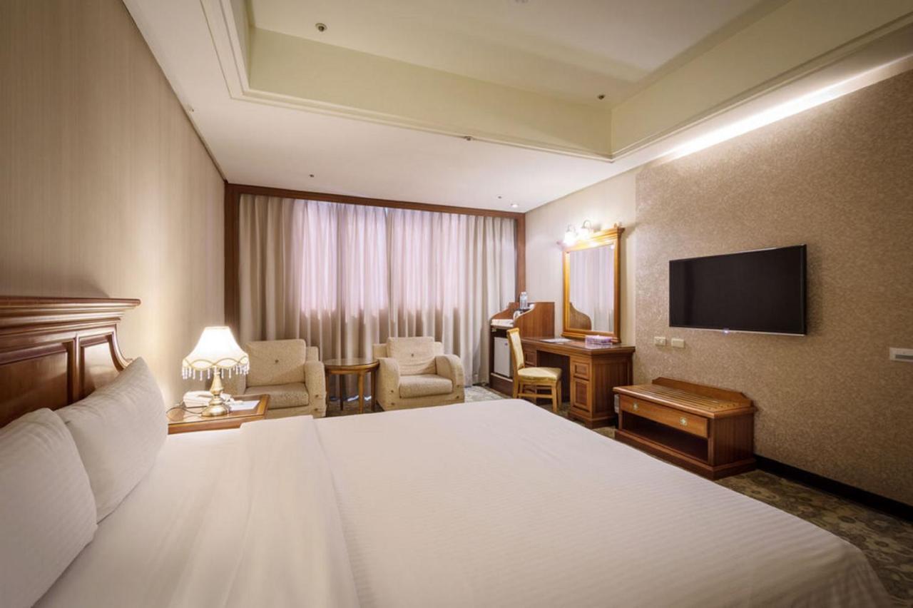Guide Hotel Zhongli Zhongzheng Таоуан Екстериор снимка