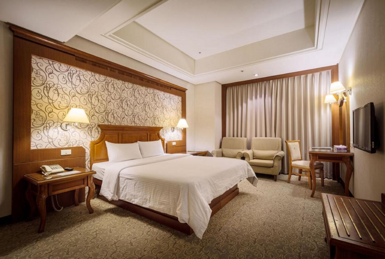 Guide Hotel Zhongli Zhongzheng Таоуан Екстериор снимка