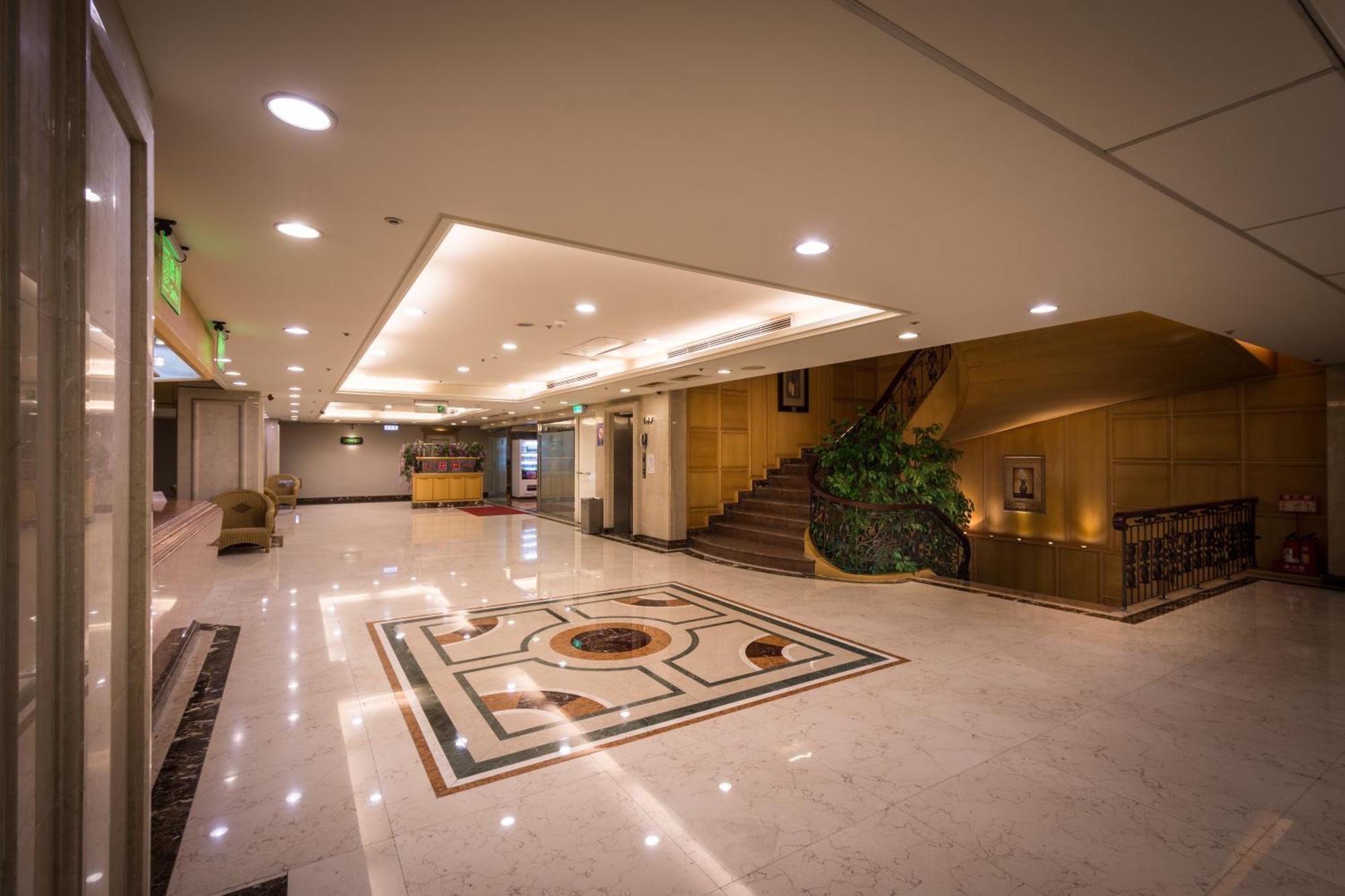 Guide Hotel Zhongli Zhongzheng Таоуан Екстериор снимка