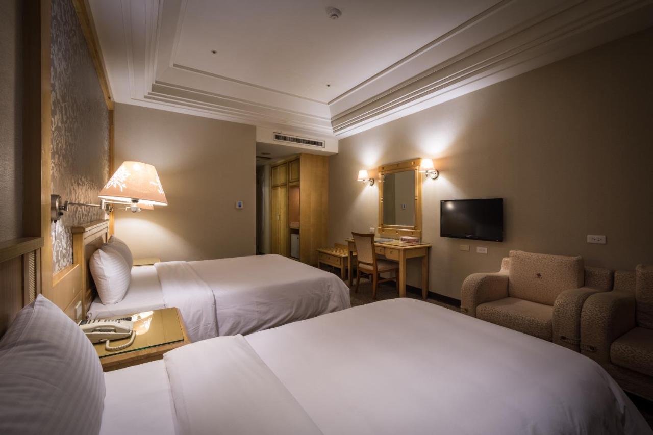 Guide Hotel Zhongli Zhongzheng Таоуан Екстериор снимка
